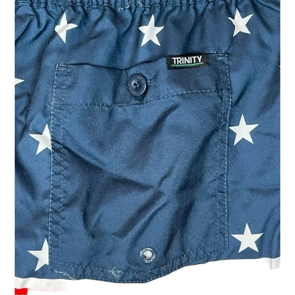 TRINITY COLLECTIVE‎ STARS AND STRIPES PATRIOTIC SWIM TRUNKS MEN SIZE SMALL NWT - Picture 7 of 13